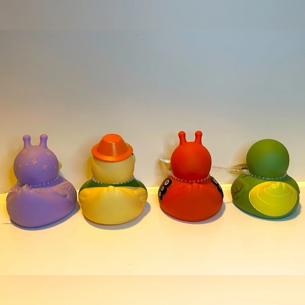 NEW!! Bullseye Playground Summer Rubber Duck Set-Includes 4 Ducks-(NWT)